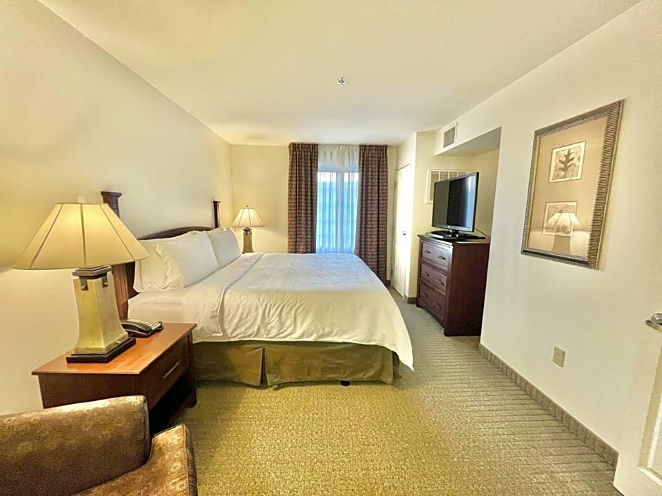 Staybridge Suites Detroit-Novi