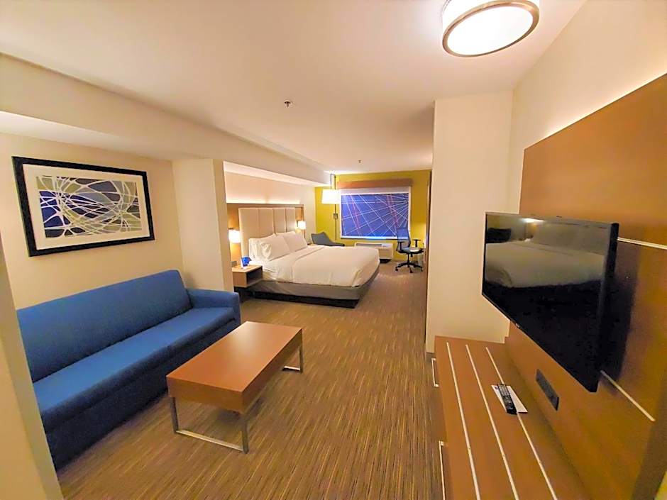 Holiday Inn Express Hotel & Suites Lynnwood By IHG