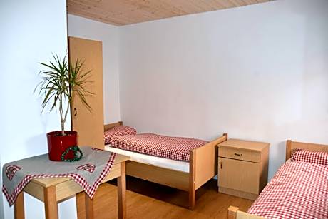 Basic Triple Room