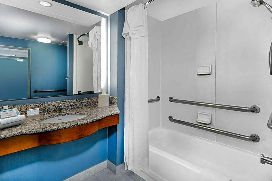 MainStay Suites Phoenix North – Phoenix, AZ