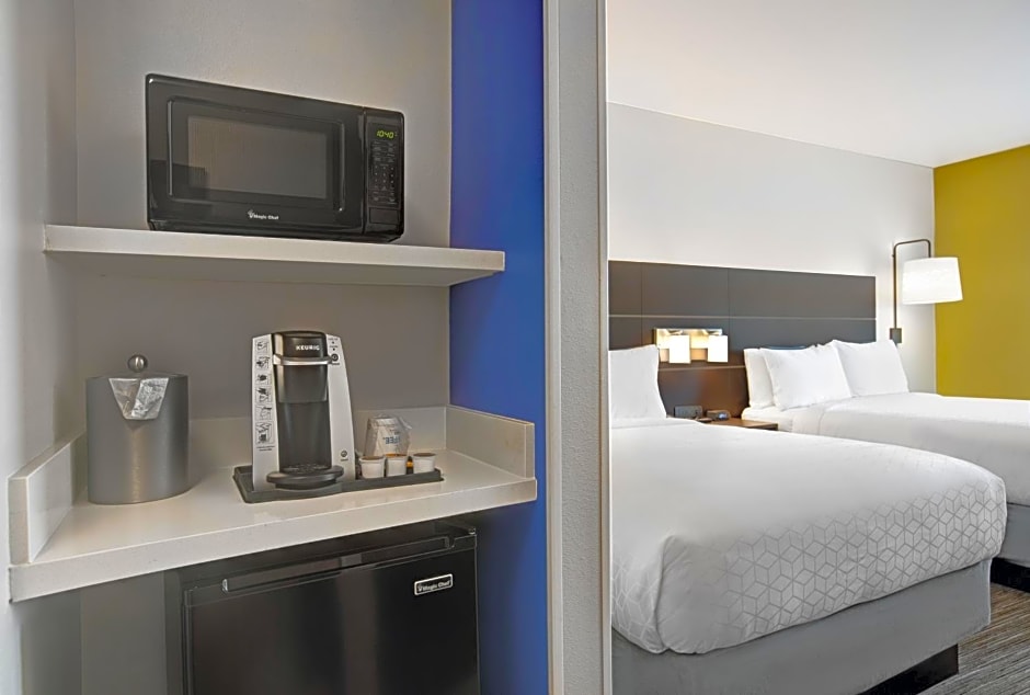 Holiday Inn Express And Suites Milwaukee - Brookfield By IHG