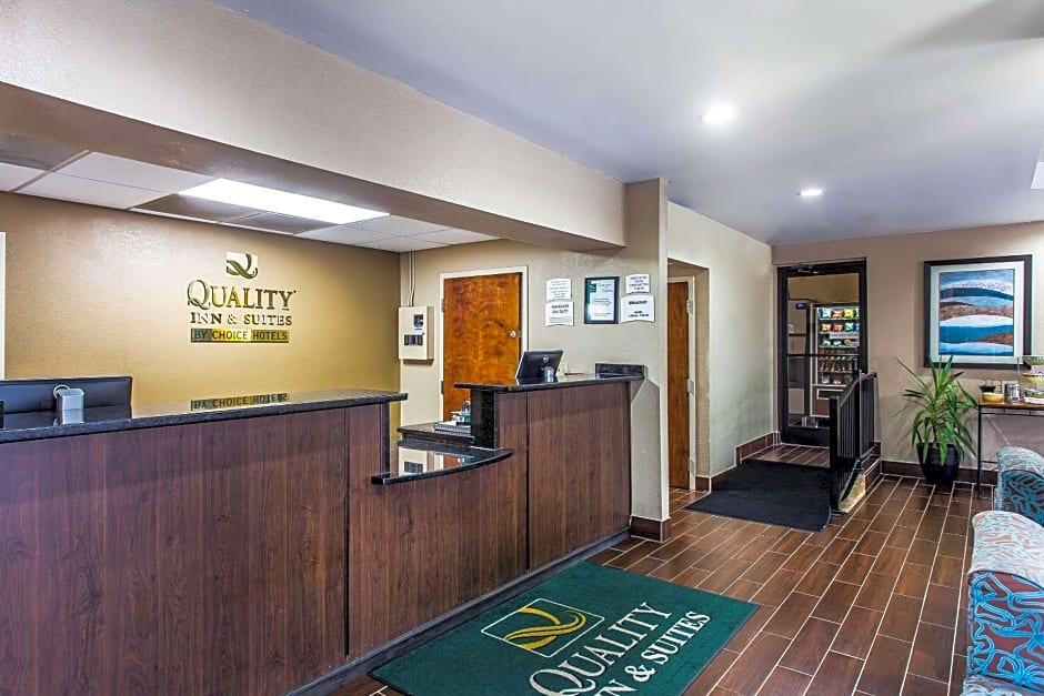 Quality Inn & Suites Orangeburg