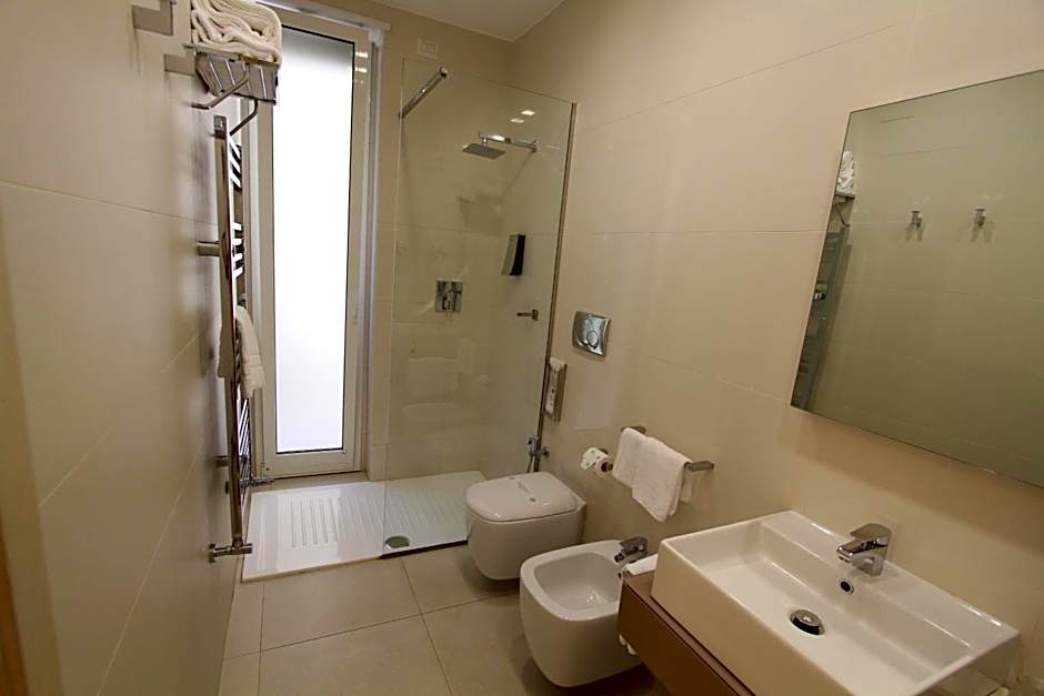 Soglow Business Class Hotel