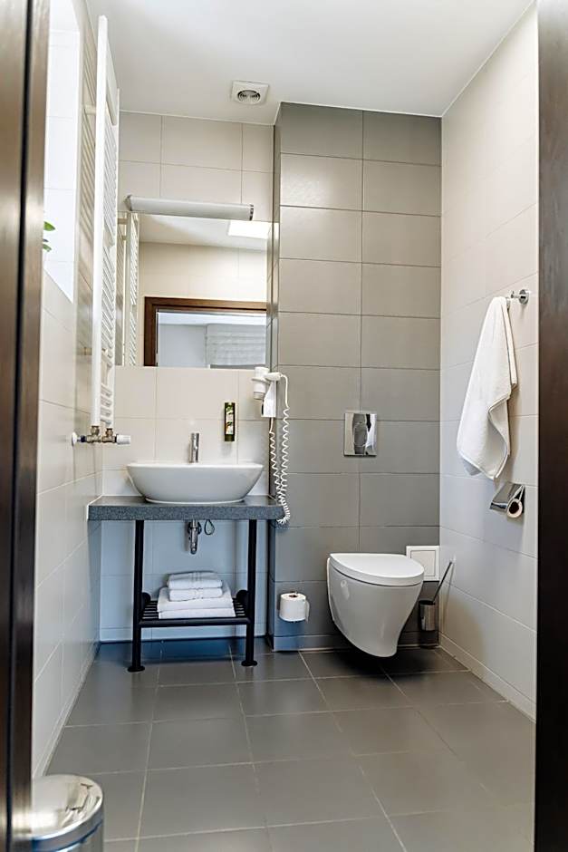 B&B Wieniawa PARKING I ŚNIADANIE W CENIE! BREAKFAST AND PARKING INCLUDED!