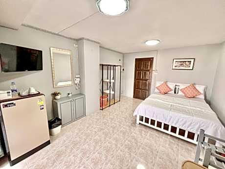 Standard Double Suite