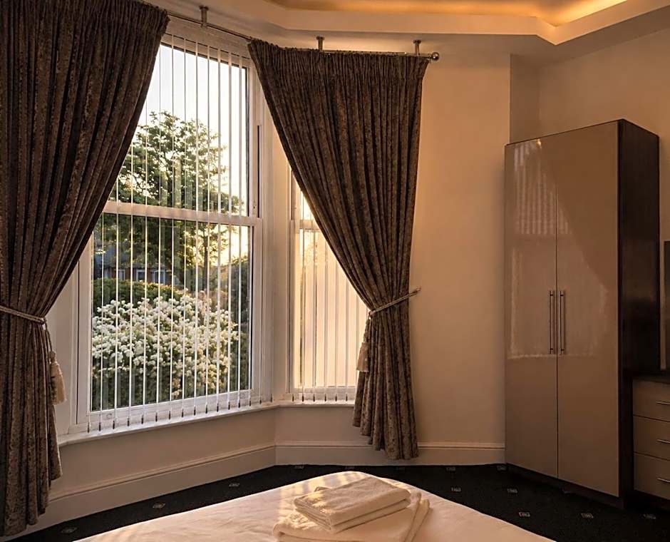 Marlborough Hotel