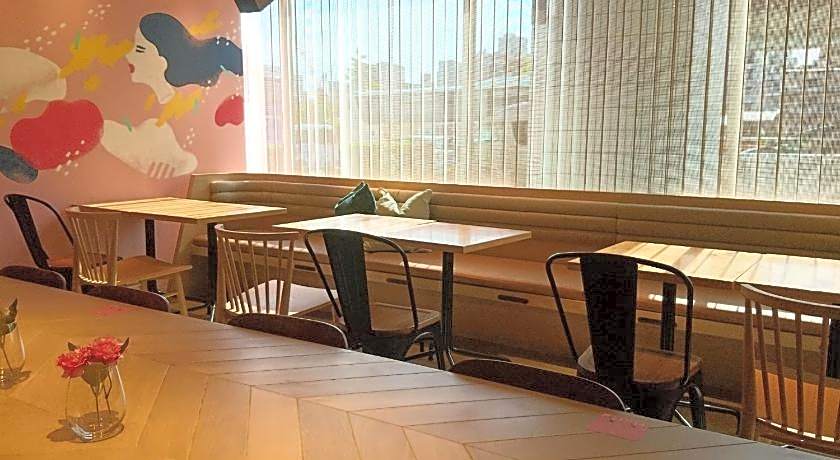 Cafetel Kyoto Sanjo – Kyoto, IL