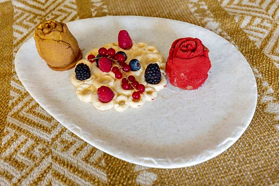 Cabana Blu Hotel & Suites