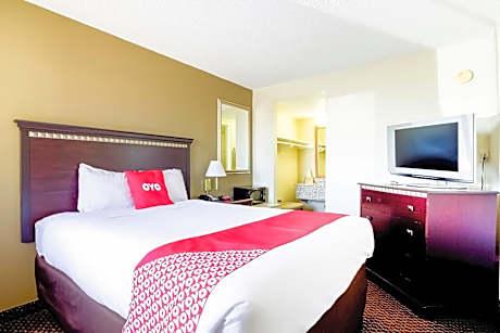 Queen Bed Accessible