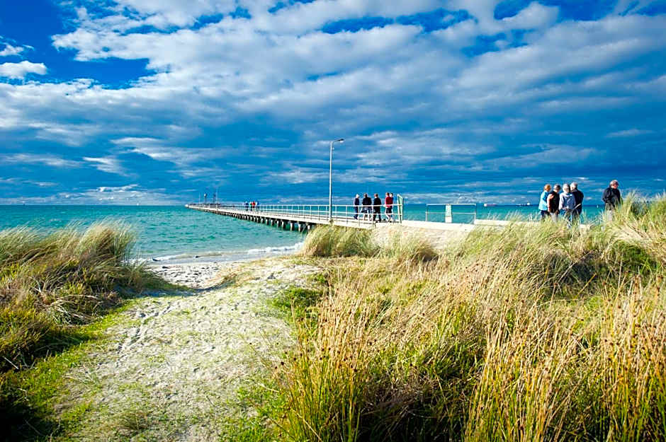 Moonlight Bay Apartments