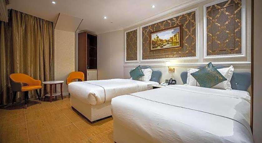 Towns Well Hotel