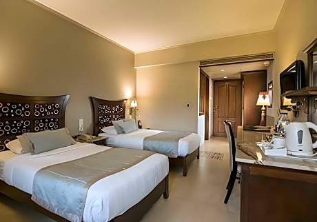 Deluxe Twin Room - Non-Smoking