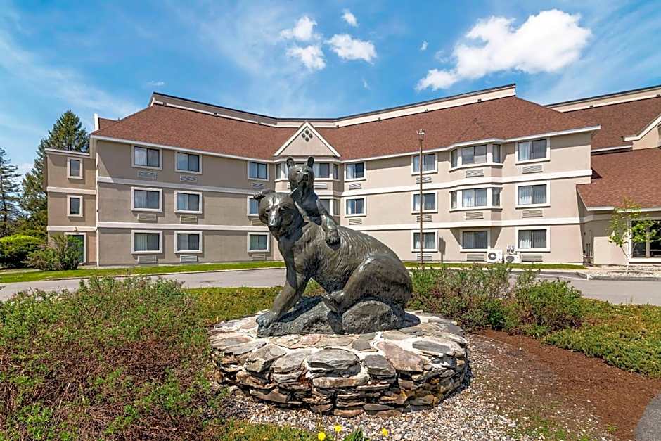 Black Bear Inn, an Ascend Collection Hotel