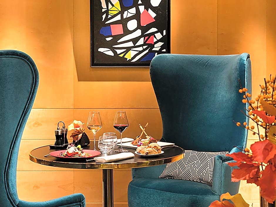Warwick Paris (Former Warwick Champs-Elysees)