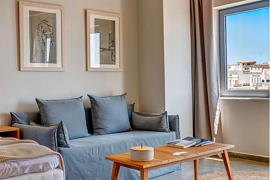 Naves Suites