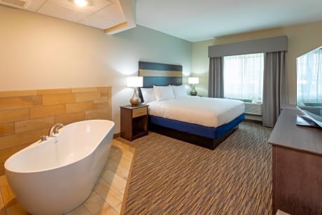 King Room with Spa Bath