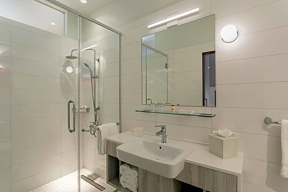 Palacio Provincial San Juan, Curio Collection by Hilton