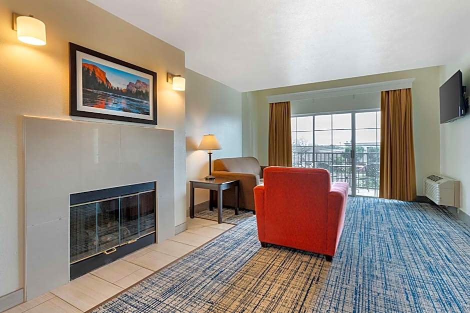 Best Western Visalia Hotel