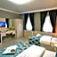 Pelican House Hotel