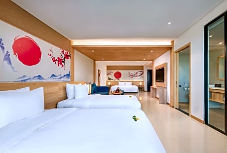 Family Room with Ocean View - Onsen & Water Park Inclusive
