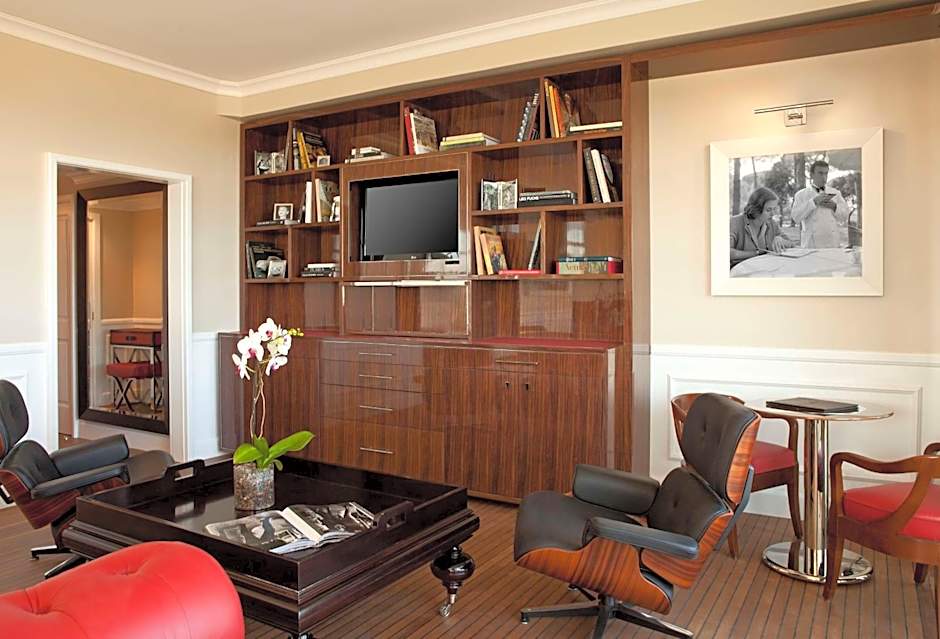 Cameo Beverly Hills