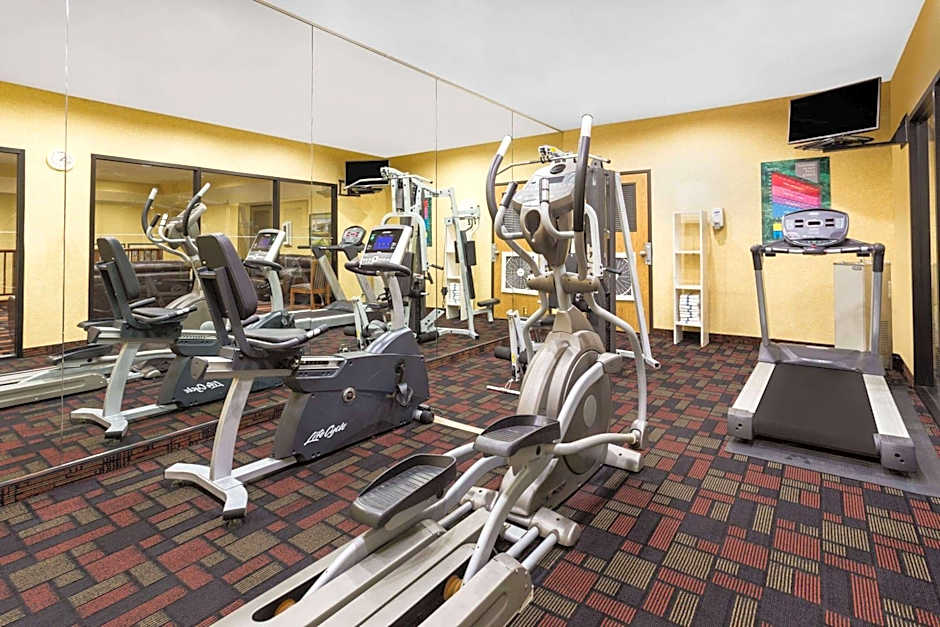 Ramada by Wyndham Kent Seattle Area