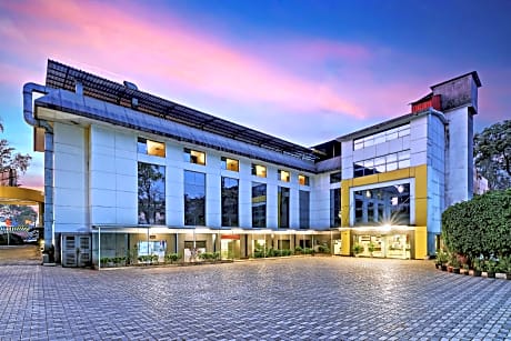 Krushnai Resort