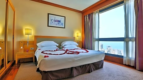 Corner Room