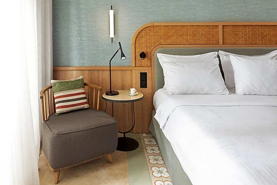 SENTIDO Apollo Palace