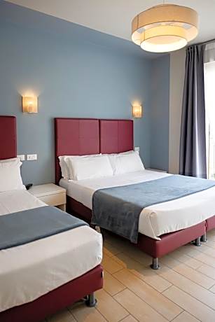 Triple Room with Balcony