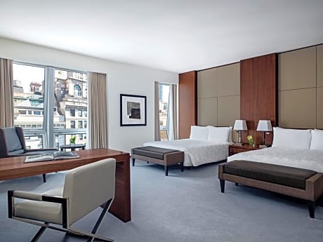 Family Room with Two Queen Beds