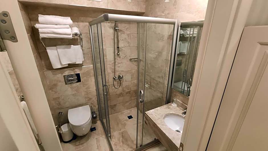 Mister Hotel – Istanbul, FL