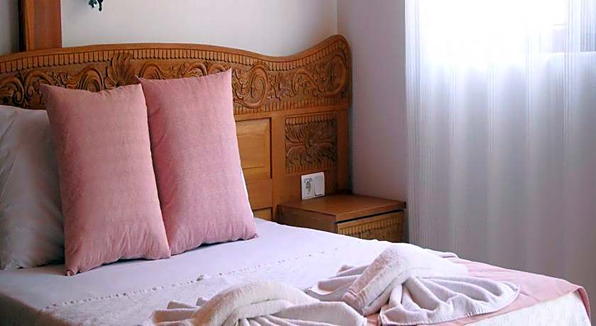 Limon Otel