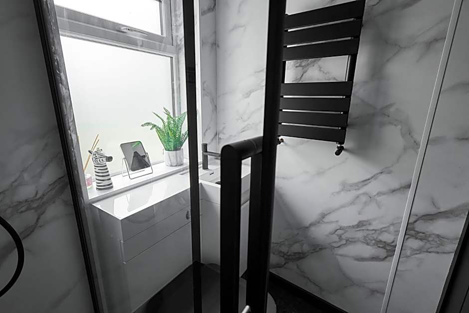 The Believe Boutique (Believe Bar & Bedrooms)