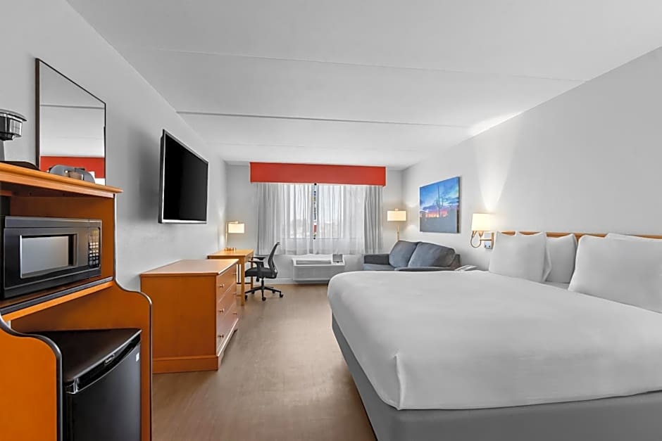 Red Lion Inn & Suites Goodyear - West Phoenix