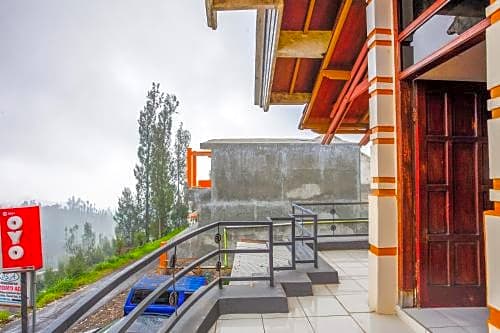 OYO 3004 Penginapan Bromo Adi