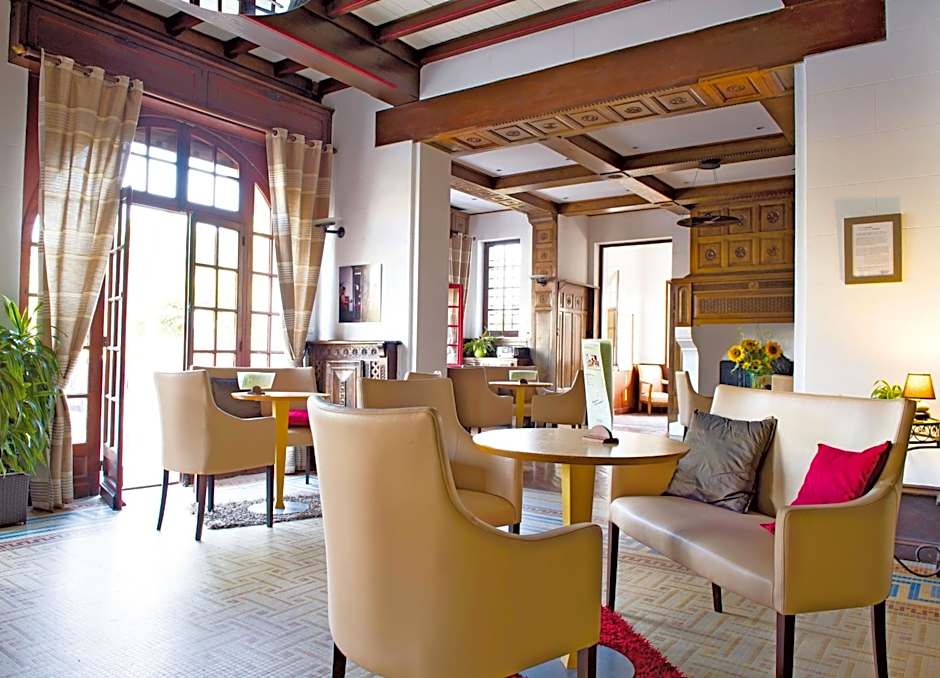 Hôtel & Résidence Vacances Bleues Orhoïtza