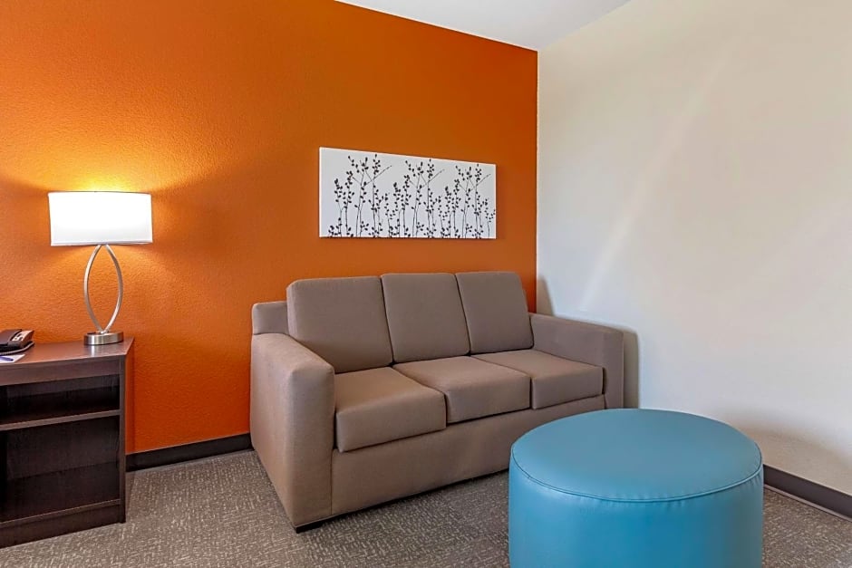 Sleep Inn & Suites Lancaster-Platteville