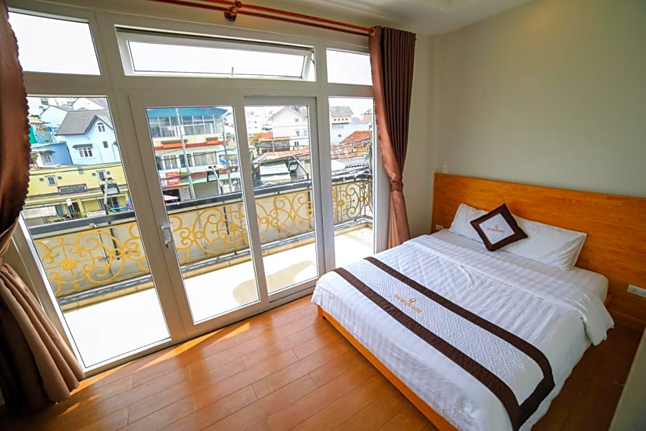 Quang Minh Dalat Hotel