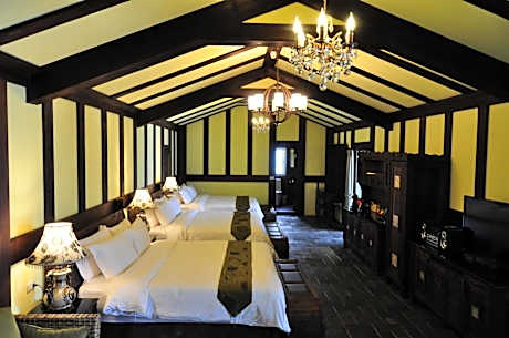 Family Room with Sea View