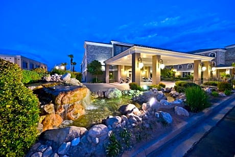 Best Western Plus Abbey Inn