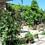 Mas Grimaud - Gîte- Studio et chambres d'hôtes familiales