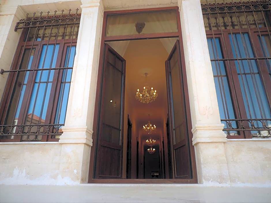 La Place Hotel