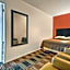 OYO Palm Leaf Motel