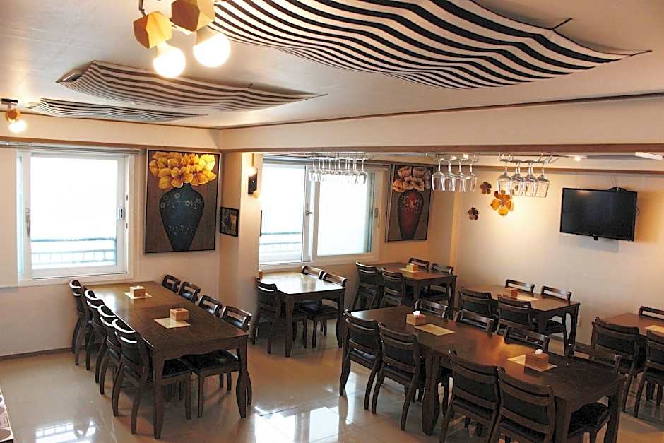 HY Choi Hostel
