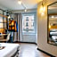 Ibis Paris Tour Eiffel Cambronne 15Eme