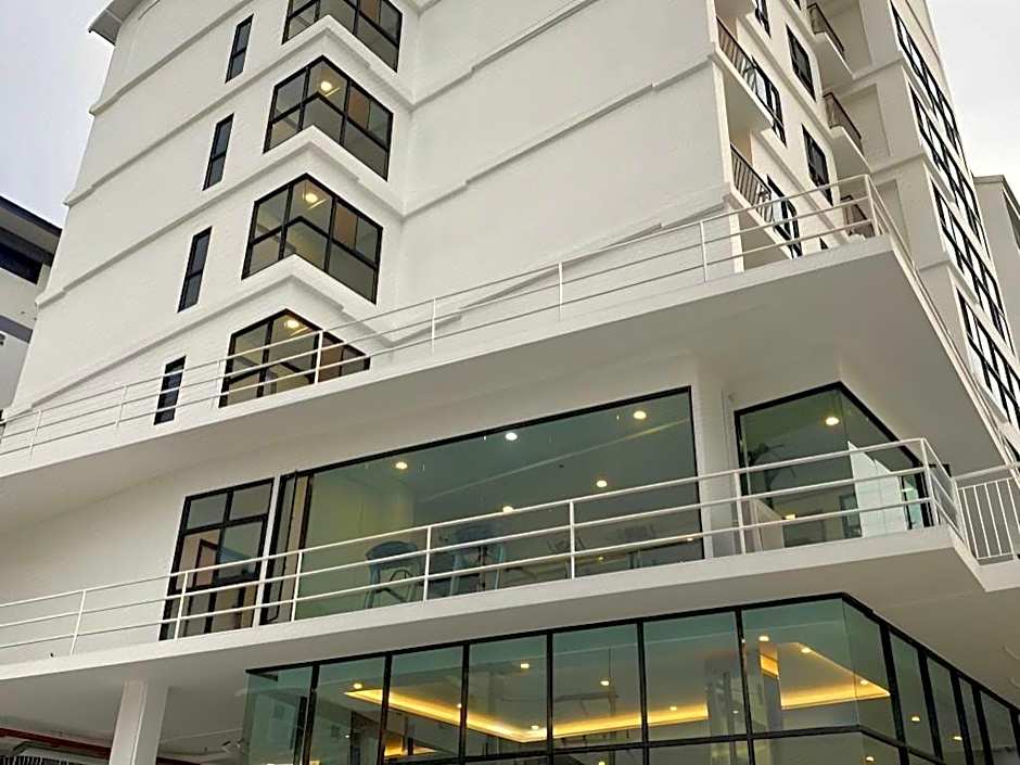 GEEN Hotel Chonburi