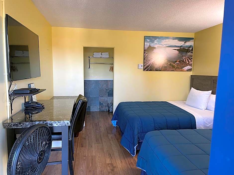 Port-O-Call Inn