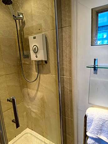 Basic double room – First floor