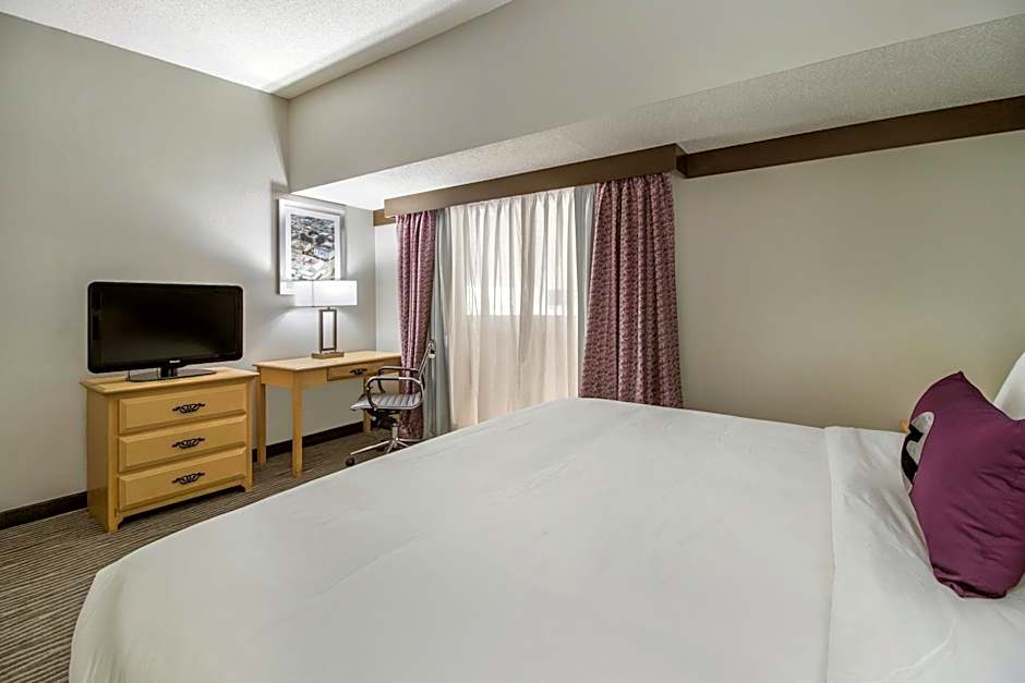 Clarion Hotel Jackson Northwest